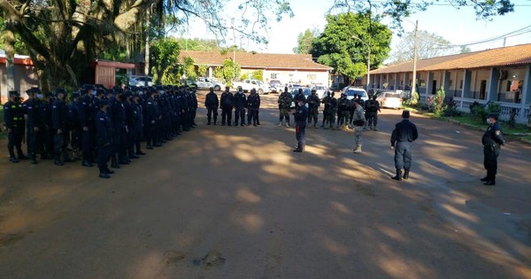 Policías denuncian abandono y temen más decesos a causa del COVID-19 en sus filas