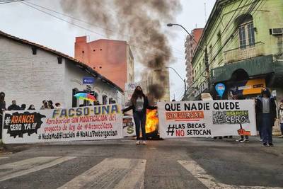 Para “hacer un estudio serio”, Diputados posterga por 15 días proyecto de arancel cero para universidades públicas - ADN Paraguayo