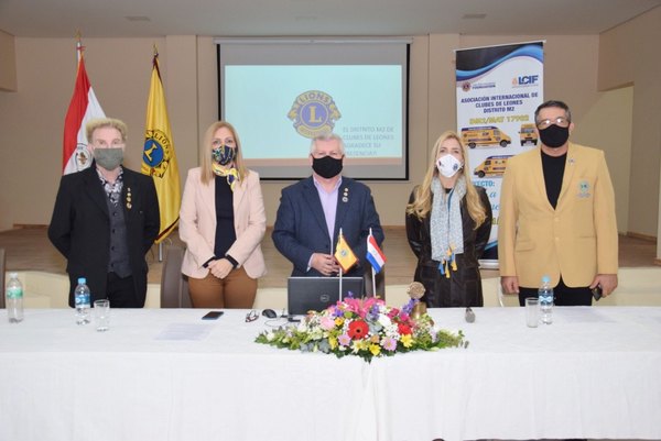 Club de Leones presenta proyecto: "La vista en primer lugar" | Crónica