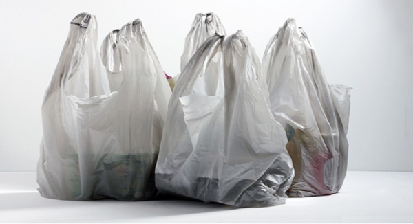 Paraguay posterga hasta enero de 2021 prohibición de bolsas de plástico en comercios