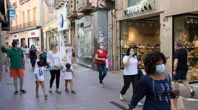 España vuelve a registrar los peores datos europeos de coronavirus: 'La situación es crítica'