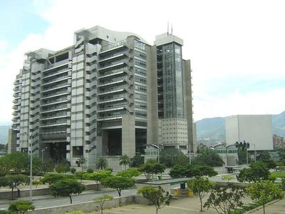 Renuncia junta de colombiana EPM por disputa sobre represa