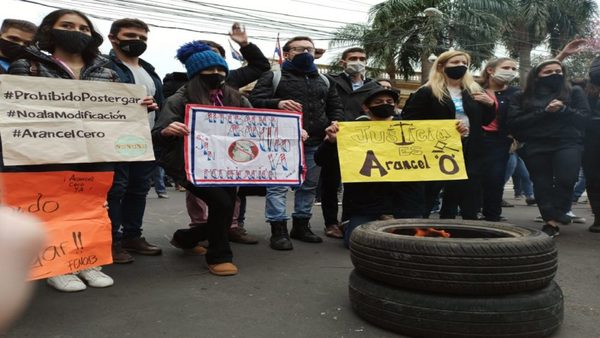 Los gritos no fueron suficientes para definir el arancel cero