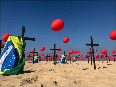 Brasil suma 1.175 muertes y 55.155 casos de Covid-19 en 24 horas