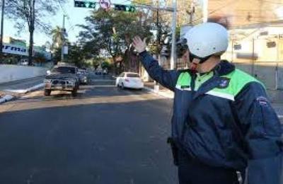 COVID-19: Un caso positivo en la PMT de Asunción - C9N
