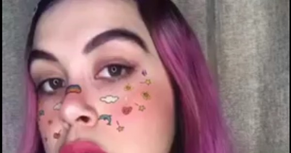 Dua Lipa elige filtro de Instagram creado por jóvenes diseñadores paraguayos