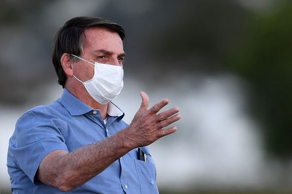 Bolsonaro dice que Brasil va “bien” pese a COVID y respetará techo de gastos - Mundo - ABC Color