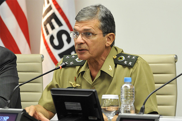 Asumen los “MILITARES” en Itaipú, y acto es restringido para 300 personas