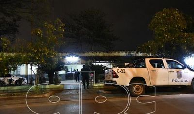 Limpio: Intervienen por aglomeración en fiesta de boda civil   - Nacionales - ABC Color