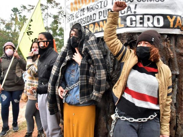 Universitarios exigen no modificar arancel cero, tras la postergación