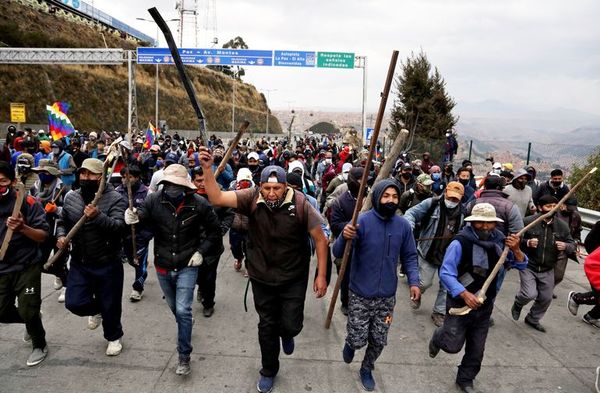 Los bloqueos de caminos en Bolivia asfixian a hospitales en emergencia - Mundo - ABC Color
