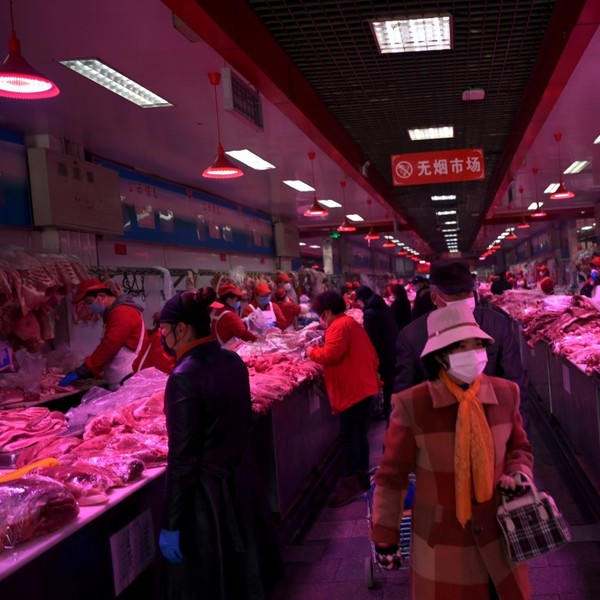 El mercado donde surgió el rebrote de junio en Pekín reabrirá sus puertas » Ñanduti