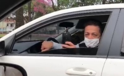 Conductor amenaza de muerte a periodistas