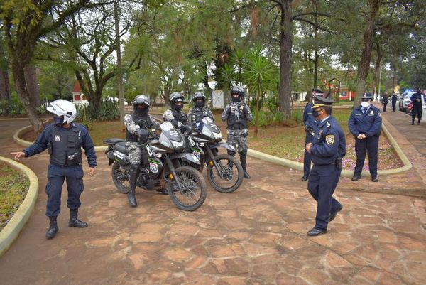 Policía busca evitar aglomeraciones en Villarrica - Nacionales - ABC Color