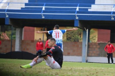 Martínez, la emoción del primer gol y la especial dedicatoria para sus abuelos
