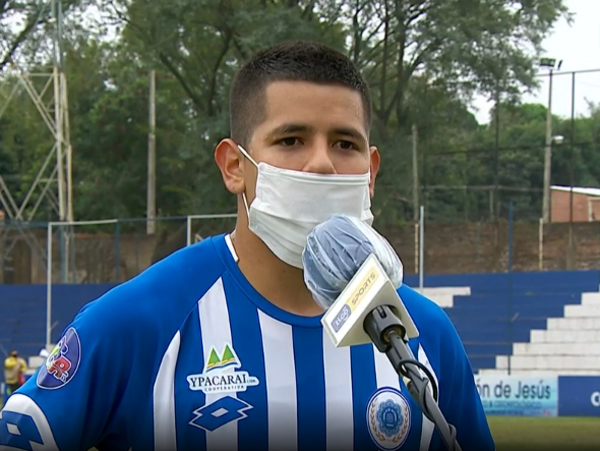 Derlis Martínez, la figura del partido en Itauguá