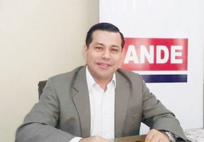 Félix Sosa es nuevo titular de la ANDE, en reemplazo de Luis Villordo, quien renunció al cargo
