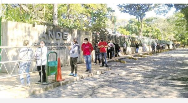 Mario Abdo anunció un mes más de exoneraciones de la ANDE - Digital Misiones