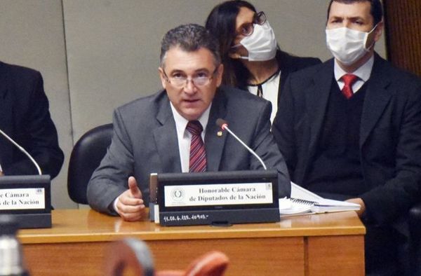 Renuncia Luis Villordo a la presidencia de la ANDE
