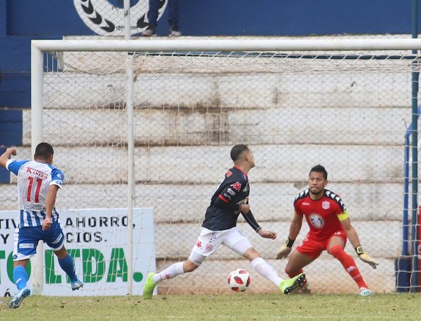Un gol, “seis puntos” y golpe bien bajo al rival | Crónica