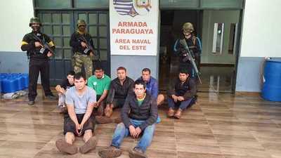 Siete detenidos durante procedimiento en puerto clandestino - Noticde.com