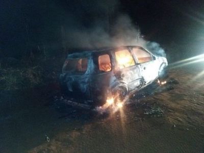 Incendian vehículo que presuntamente fue utilizado para sicariato en Capitán Bado