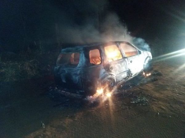Incendian vehículo que presuntamente fue utilizado para sicariato en Capitán Bado