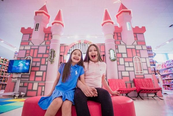 Shopping China organiza concurso de talentos que estimula la creatividad de los niños