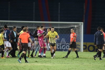 Pidió disculpas por tratarlo de "acabado" | Crónica