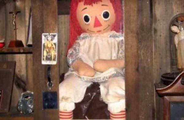 La verdad sobre la 'desaparición' de la muñeca Annabelle desde el museo de los Warren - SNT