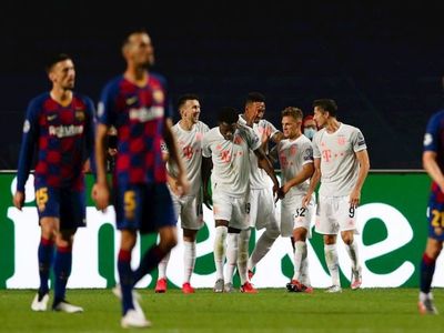 El Bayern Múnich tritura y humilla a Barcelona