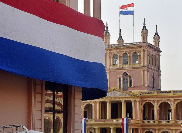 ¿Qué sabemos sobre la historia de la bandera paraguaya? - Periodísticamente - ABC Color