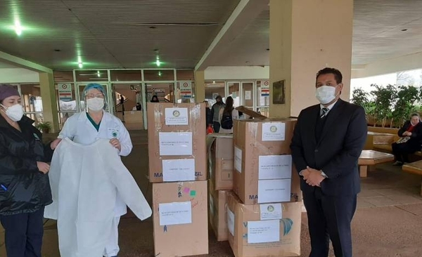 HOY / Rotary Club realiza donación de insumos para hospitales públicos