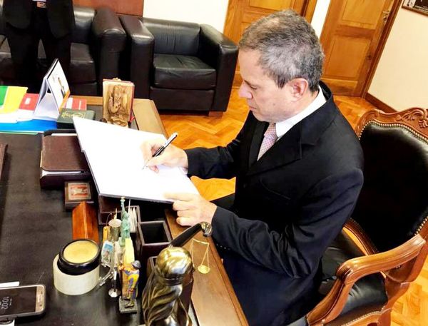 “Doleiro” mencionó a sus cambistas - Nacionales - ABC Color