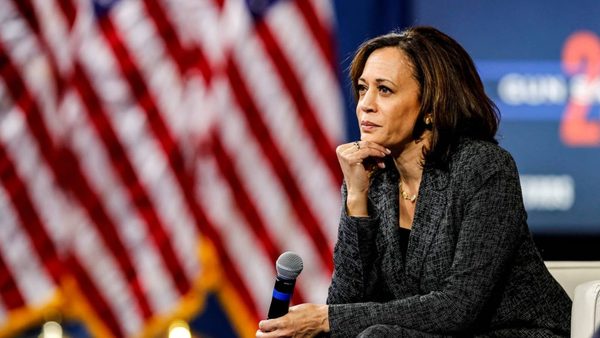 Kamala Harris salió de California con un récord climático cauteloso