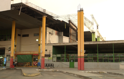 Prosiguen trabajos de reconstrucción de zona siniestrada en la Terminal de Ómnibus