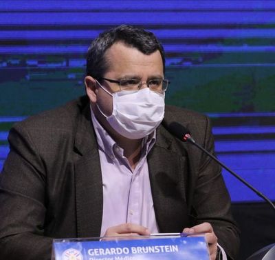 Insultos de dirigentes hacia jugadores van más allá de protocolo de salud, según Jefe Médico de la APF - Cardinal Deportivo - ABC Color