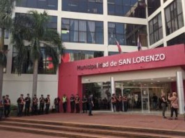 Tras varios casos confirmados de COVID-19 cierran por 15 días Municipio de San Lorenzo