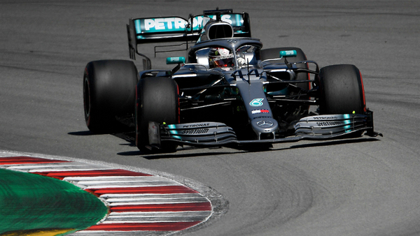 Lewis Hamilton consigue la pole del Gran Premio de España
