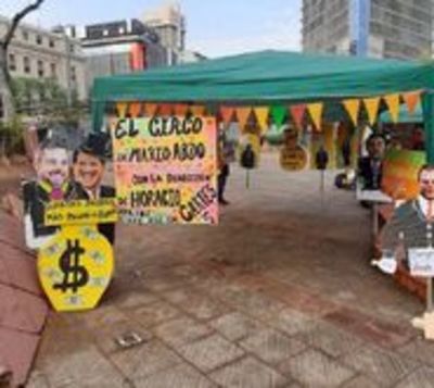 Con una parodia repudian el gobierno de Mario Abdo - Paraguay.com
