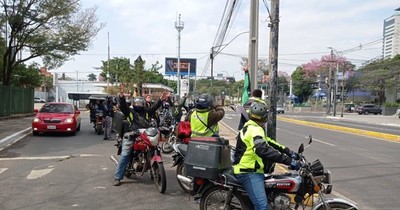 Trabajadores de delivery exigen remuneración justa y seguro médico