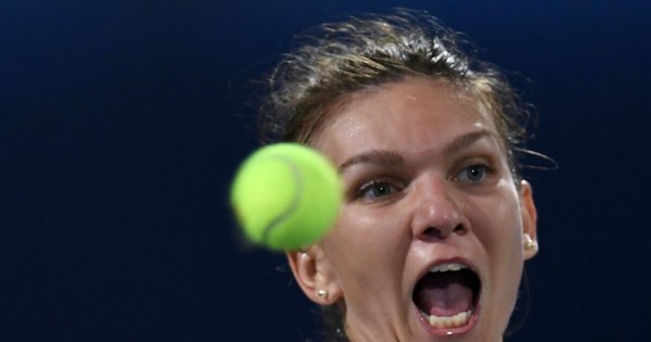 Halep y Mertens luchan por el título