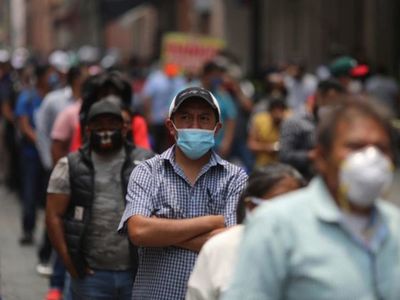 Decesos por coronavirus en México suben a 56,543, casos rebasan los 517,000