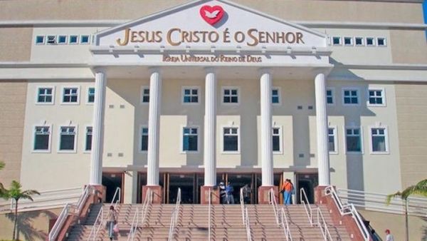 La justicia angoleña cierra los templos de la Iglesia Universal