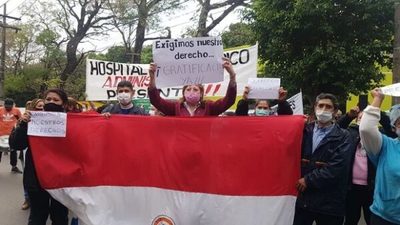 Retomarán manifestaciones en protesta de equipos de protección contra el Covid-19