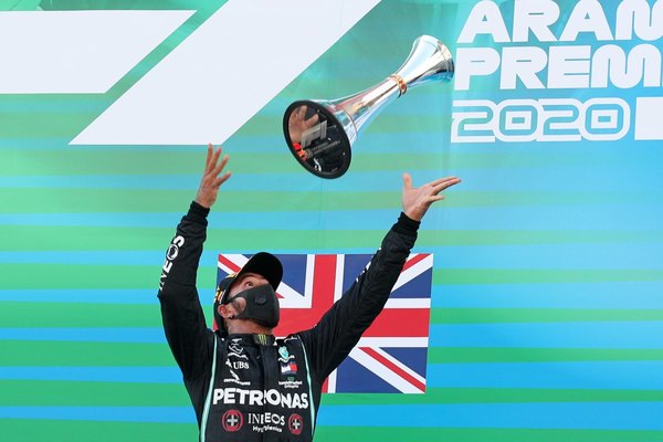 F1: Hamilton y Mercedes se reencuentran con la victoria en Montmeló