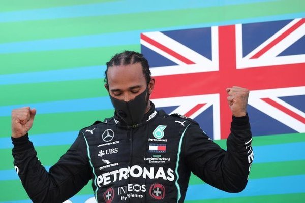 Hamilton se adueña del Gran Premio de España - ADN Paraguayo