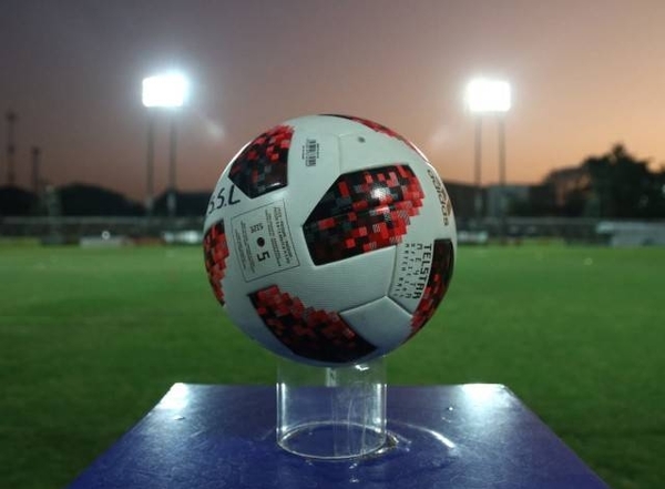 HOY / APF a los clubes: Palcos inhabilitados, solicitudes y ojo con los controles