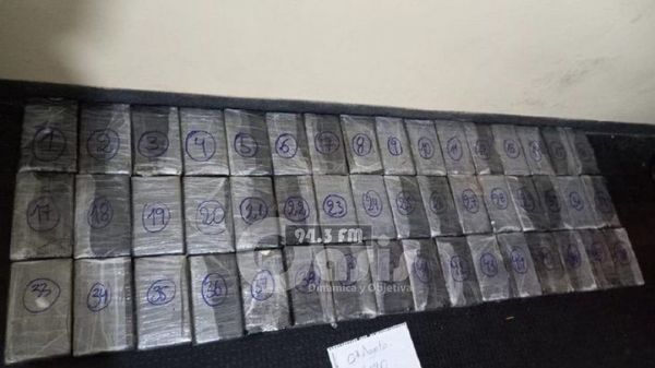 Antinarcóticos incauta más de 51 kilos de cocaína en Luque