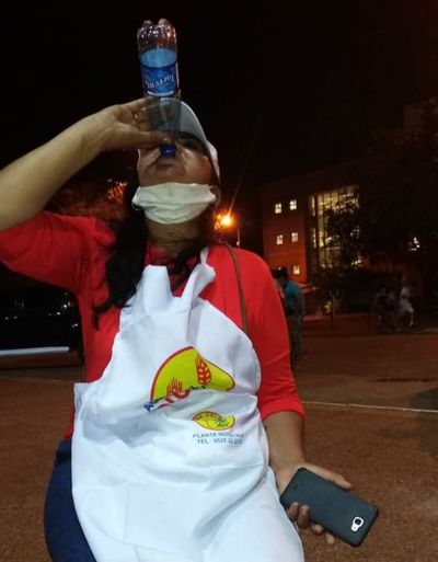 En audio esposa del abogado 360 revela su ignorancia en no saber salir de un grupo de WhatsApp